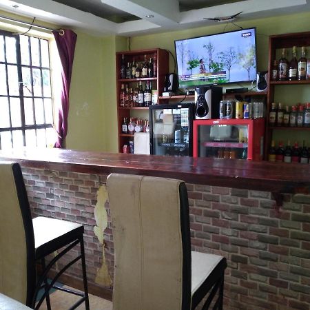 Crown Hotel Kericho Esterno foto