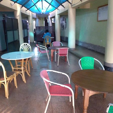 Crown Hotel Kericho Esterno foto